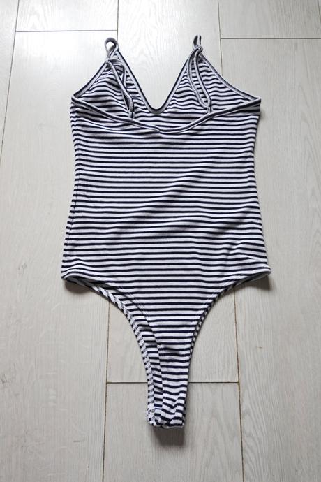 Vrúbkované body bik bok, s