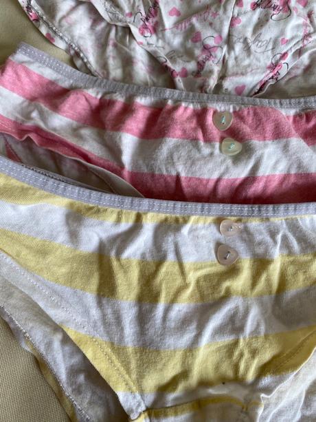 Spodné prádlo, 140