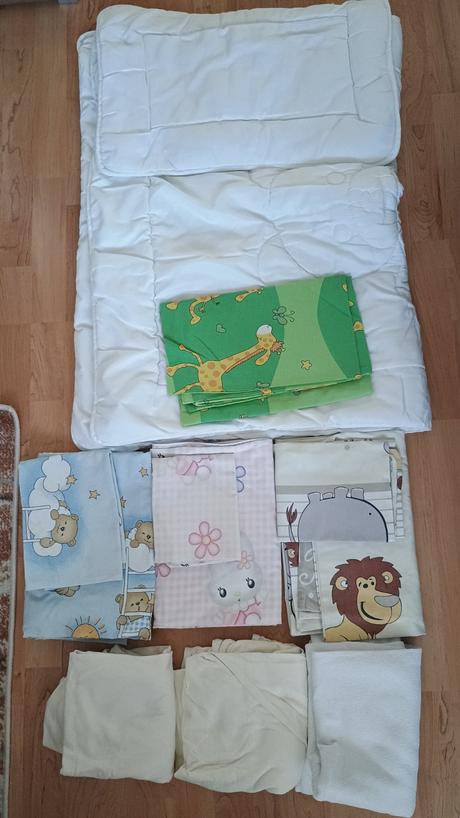 Paplón a vankúš do škôlky +obliečky a plachty,