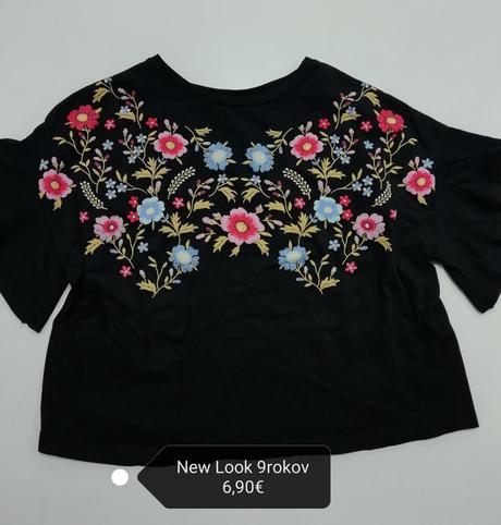 Kvetinové čierne tričko s volánikmi, new look,134