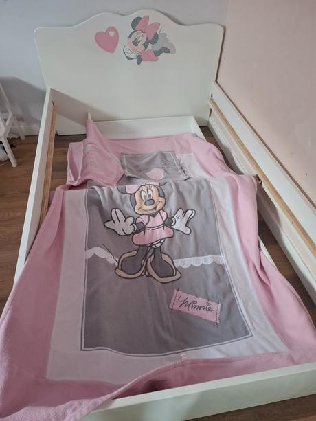 Deka na posteľ s 2 vankusmi, 