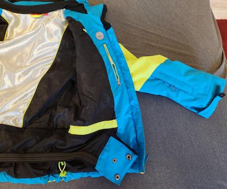 Rossi bunda 146, 146