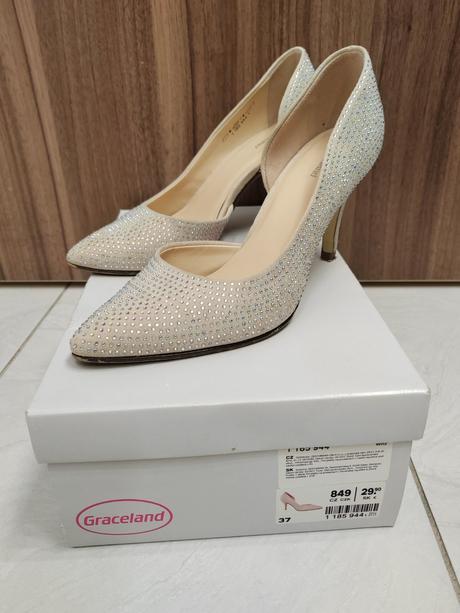 Lodičky, graceland,37