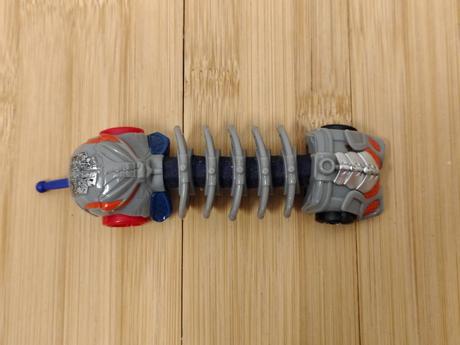 Zberateľský retro kĺbový model hot wheels mutant m,
