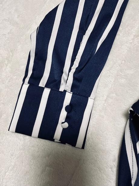 Modrobiela pásikavá blúzka zn. guess originál, guess,l / m