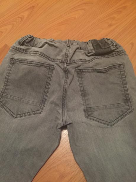 Šedé rifle, c&a,158