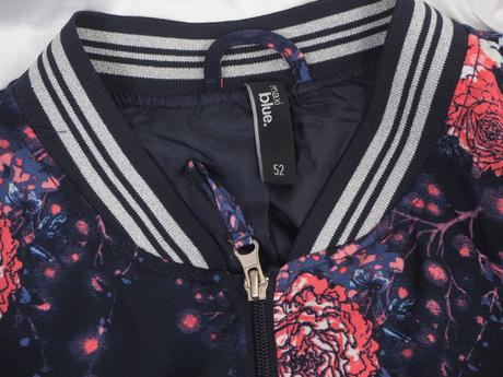 Kvalitná dámska bunda maxi blue, 52