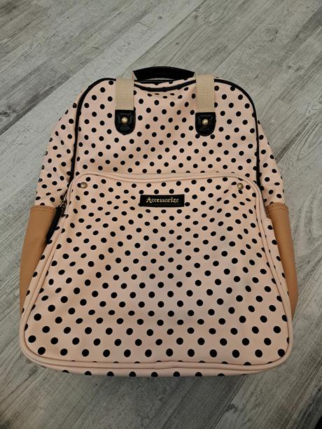 Accessorize guličkový ruksak, 