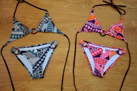 Dámske dvojdielne plavky s fodričkami, 36 - xs