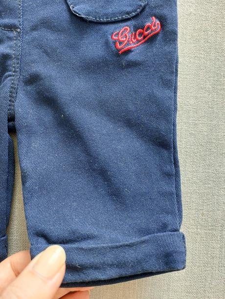 Dievcenske sortky s maslou, 74