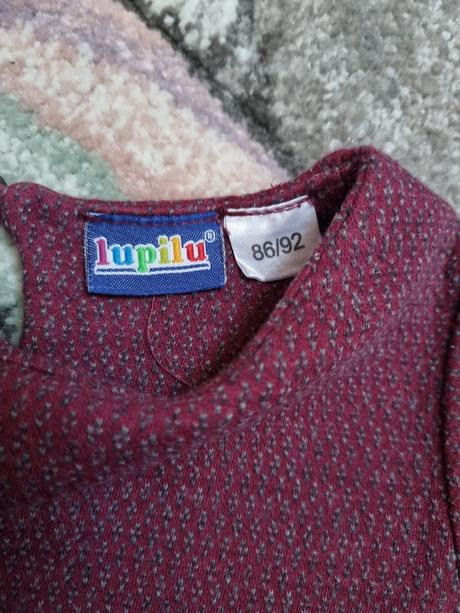 B2049 šaty, lupilu,86
