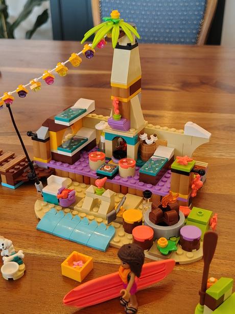 Lego friends 41700 luxusné kempovanie na pláži, 