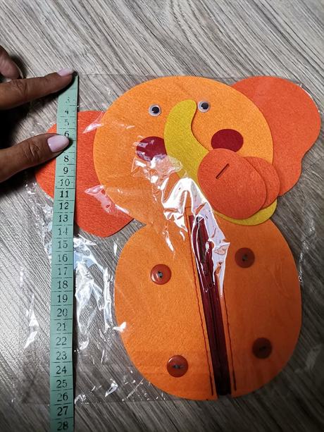 Montessori hračka - žabka/slon/ježko s gombíkmi, 