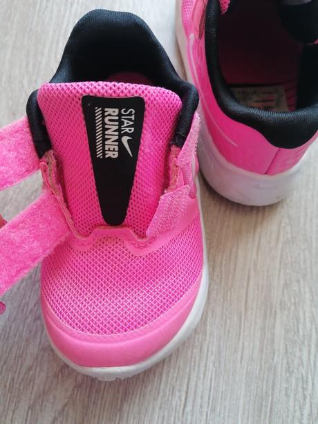 Výrazne sietkovane tenisky, nike,21