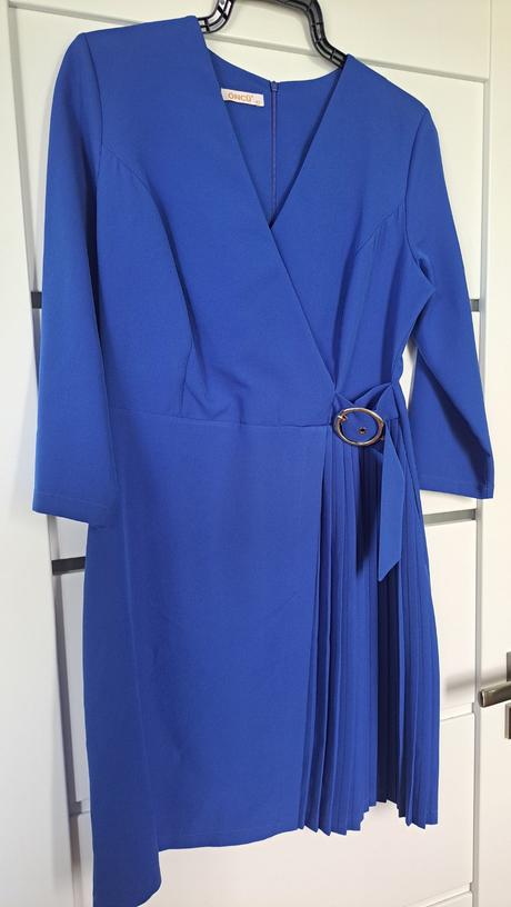 Spoločenské šaty 42, 42