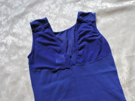 Modre tričko s tylom, s