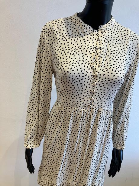 Dámske vzorované šaty maslovo čierne mango (m), mango,m