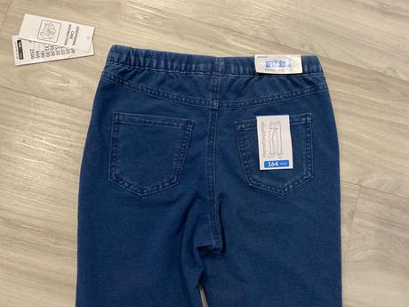 Rifľové jegginsy, 164