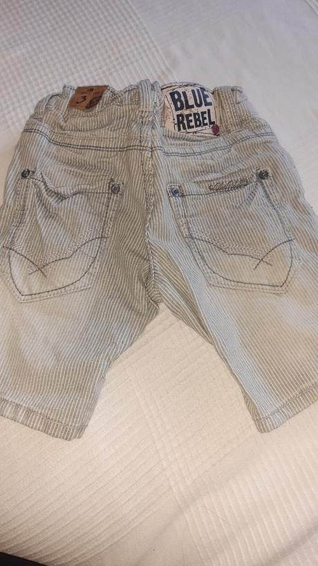 Kratasy bluerebel, 98