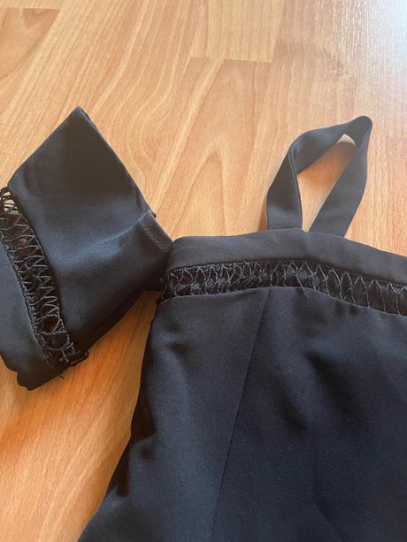 Príležitostné dievčenské šaty, 140