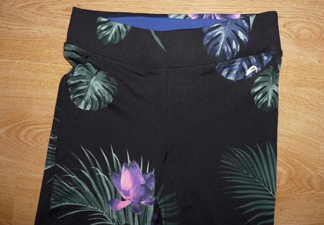 Kvetové legíny, f&f,38