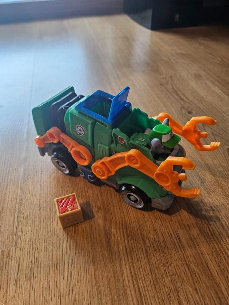 Labkova patrola - rocky, 