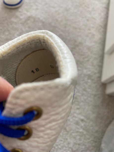 Kožené topanocky, 18