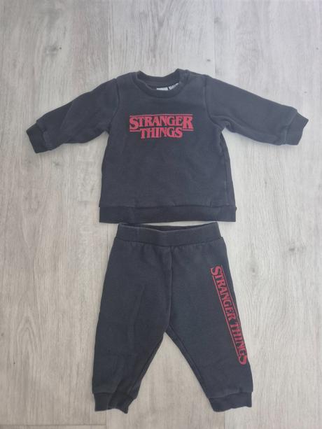 Teplakova suprava stranger things, h&m,68