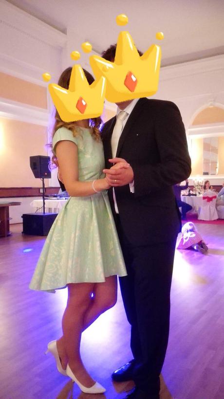 Spoločenské šaty, 36