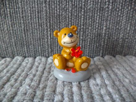 Malý macko s kvietkom, 