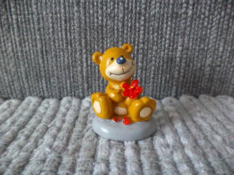 Malý macko s kvietkom, 