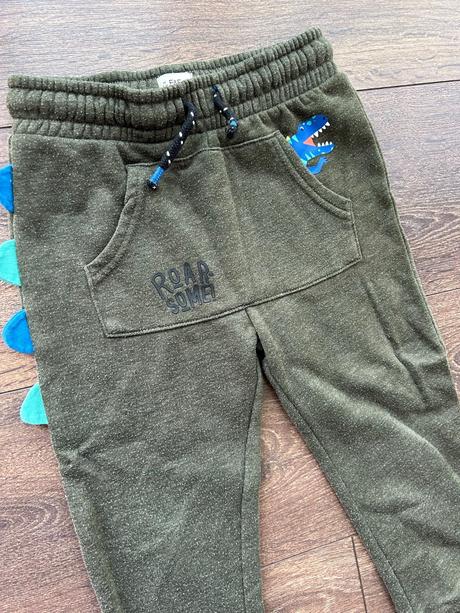 Tepláčiky, f&f,104