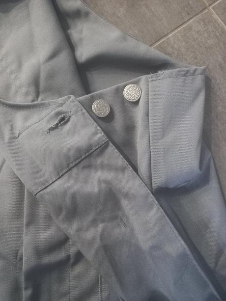 Monterky na traky, l