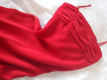 Nádherné ,,žiarivé,, slávnostné šaty, 36