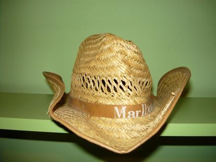 Klobúky pre kovbojov viac druhov,