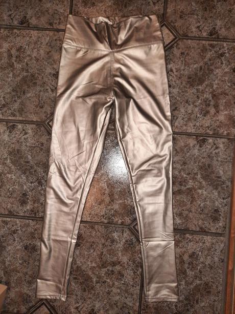 Dámske koženkové legíny, m