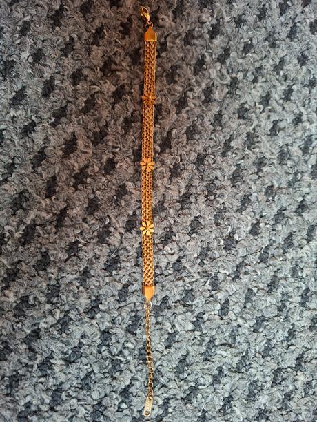 Dámsky náramok s kvetmi, 