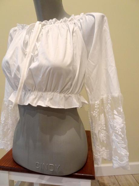 Čipkovaná blúzka crop top, m