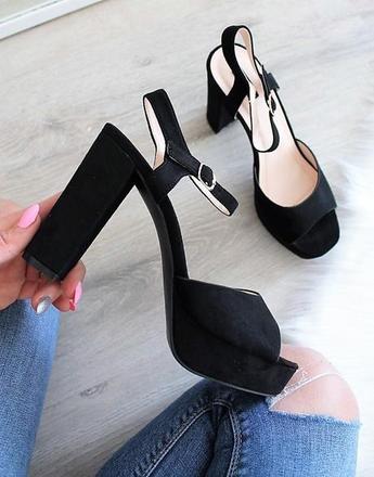 Semišové sandále, 37