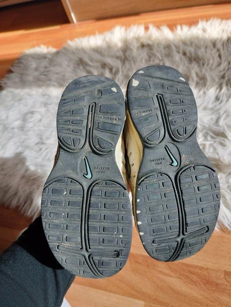 Nike tenisky za poštovné, nike,26