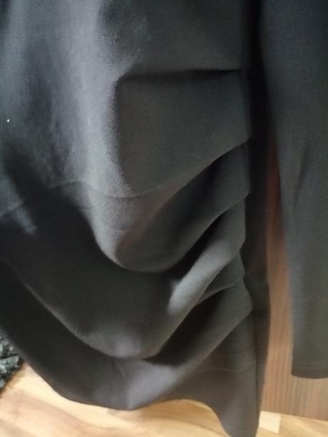 Čierne biznis saty, amisu,38