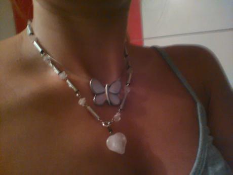 Retiazka s motýlom a retiazka so srdiečkom,