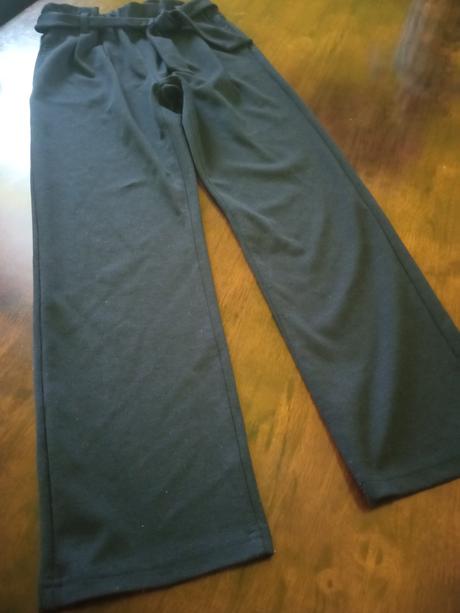 Pohodlné elegantné nohavice, c&a,146