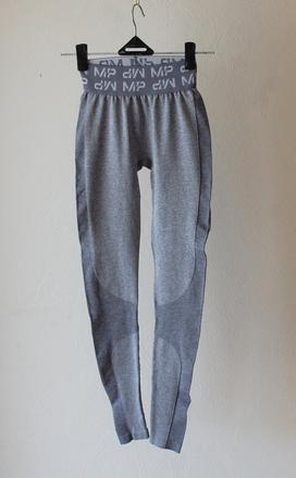 Myprotein dámske legíny core curve grey mar, xs