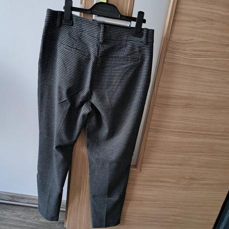 Hrubšie nohavice, m