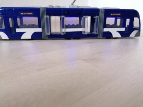 Trolejbus so zvukmi a svetlom, 