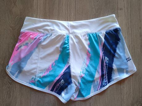 Úplne nové dámske športové kraťasy bidi badu,veľ., m