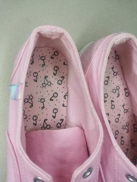 Ružové tenisky, 38