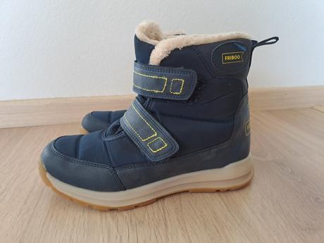 Snehule bez známok nosenia, 35