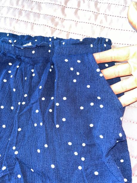 Kraťasy ako šunka 140, sinsay,140